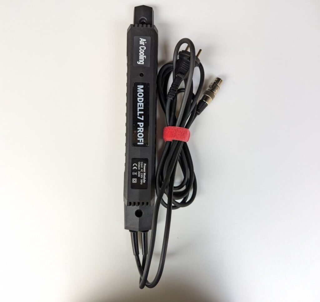Power supply for the cutter