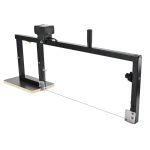 Profesjonalna przecinarka do styropianu Minova R18 z ostrzem grzejącym i regulowaną długością cięcia.